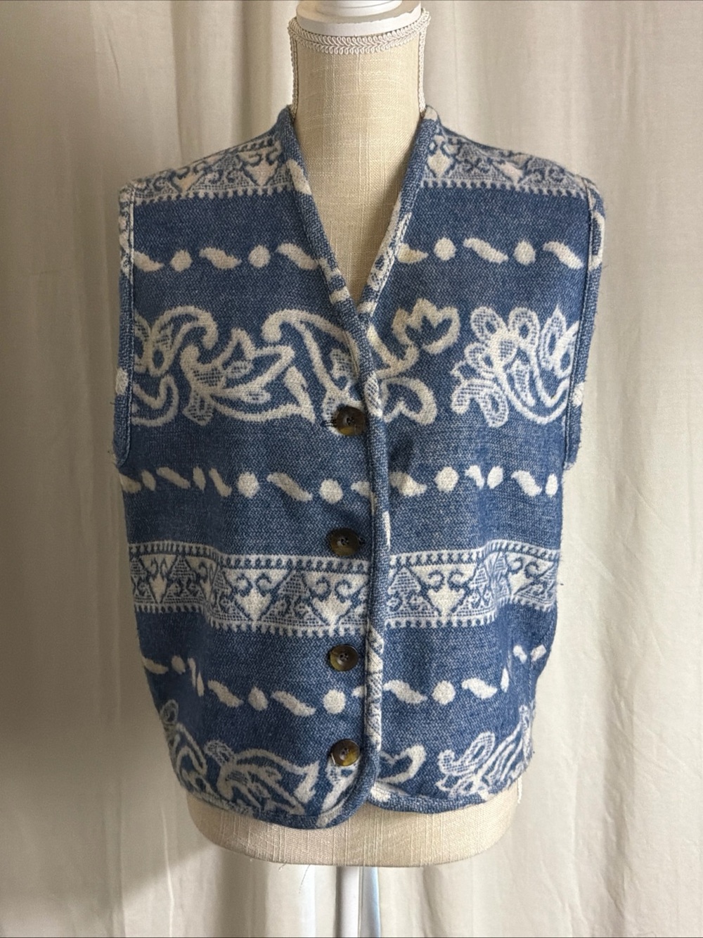 Vintage 1990’s Memphis Sweater Vest Size Small
